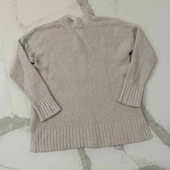 J. Jill Textured V-Neck Cotton Blend Cozy Sweater Womens Small Oatmeal Split Hem - Picture 6 of 6